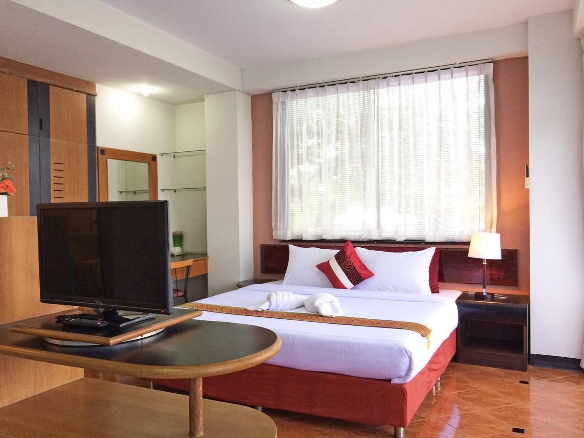 Moonlight House Hotel Nakhonratchasima Екстериор снимка